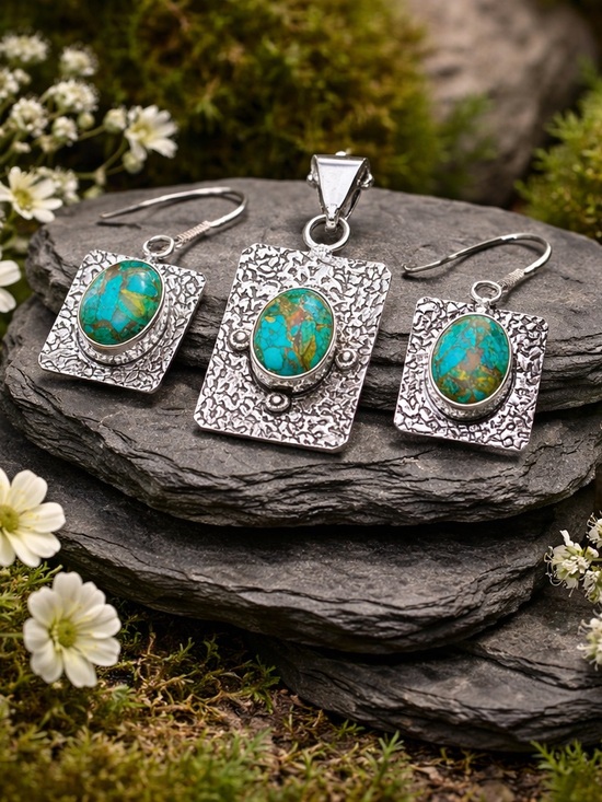 Robin's Nest Jewels Jewelry - Set! Chrysocolla Necklace & Earrings